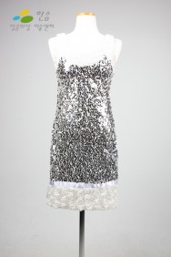 0252.반짝이원피스9