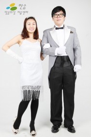 1072.턱시도커플