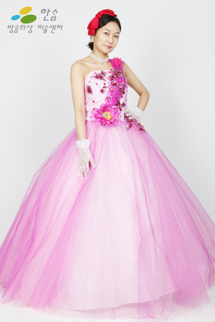 1817.파티드레스