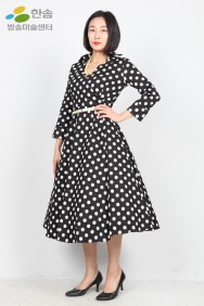 2410.복고원피스