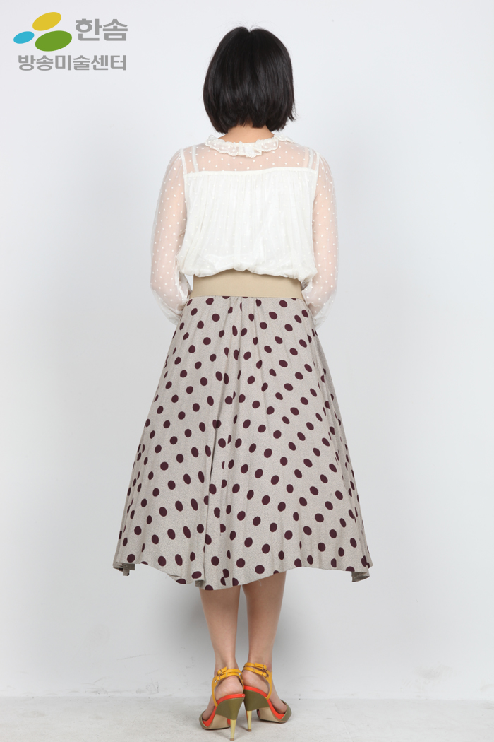 2420.복고드레스