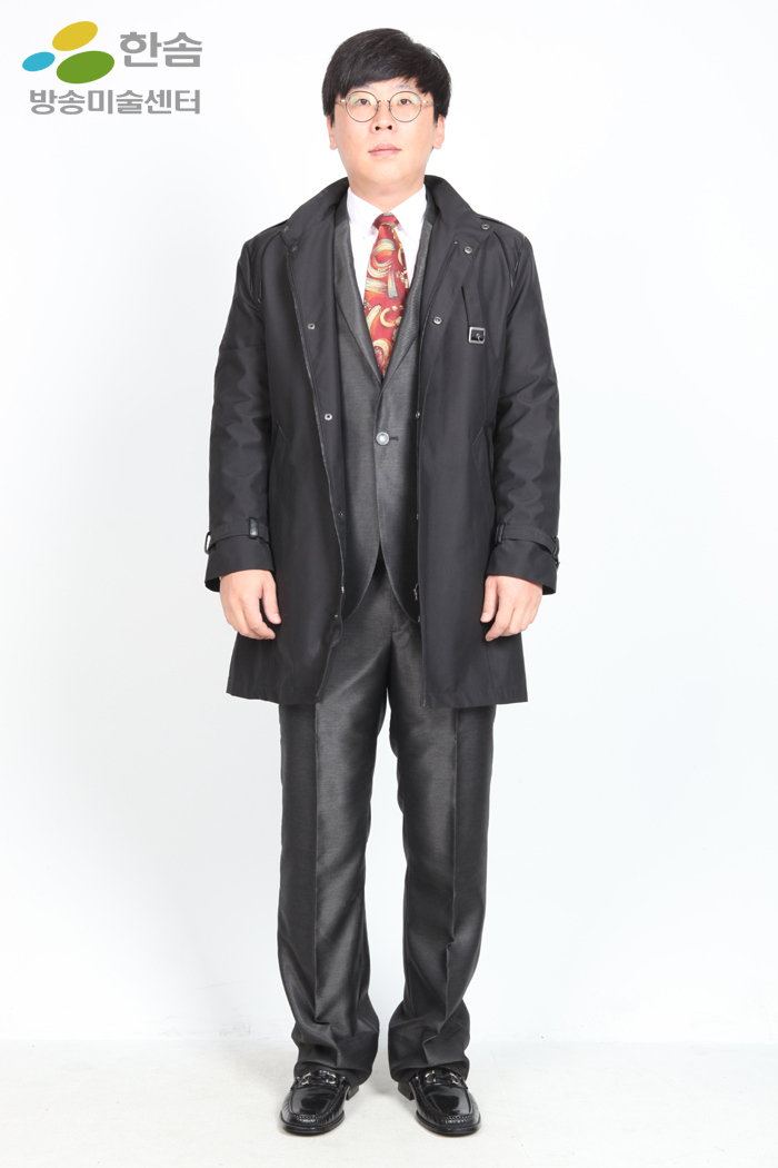 2548.회사원-코트