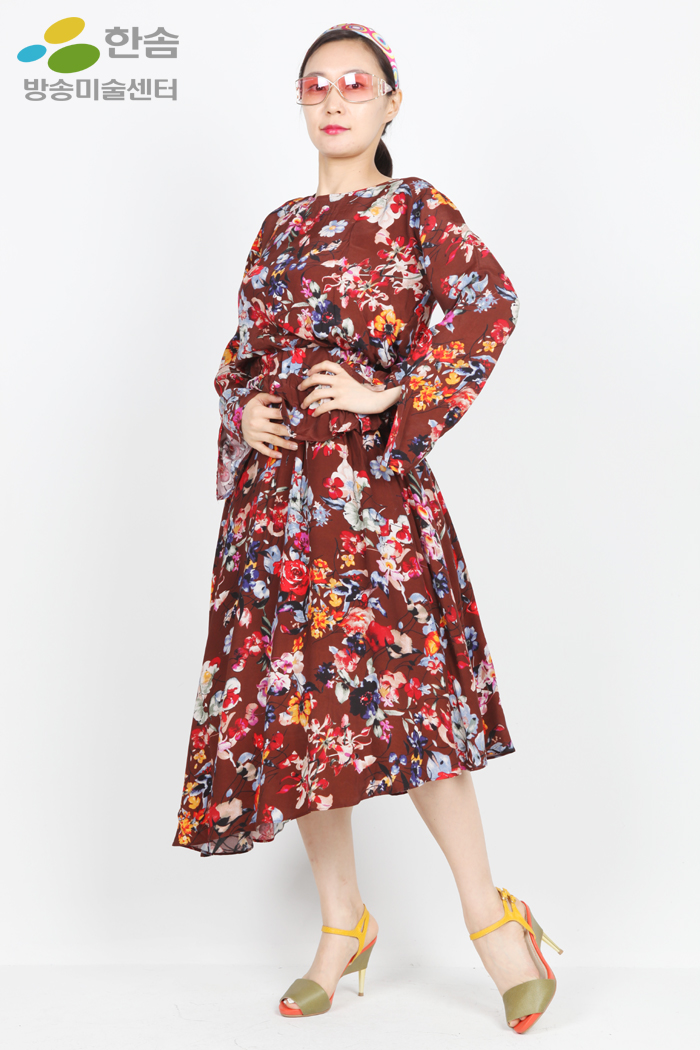 2864.복고원피스