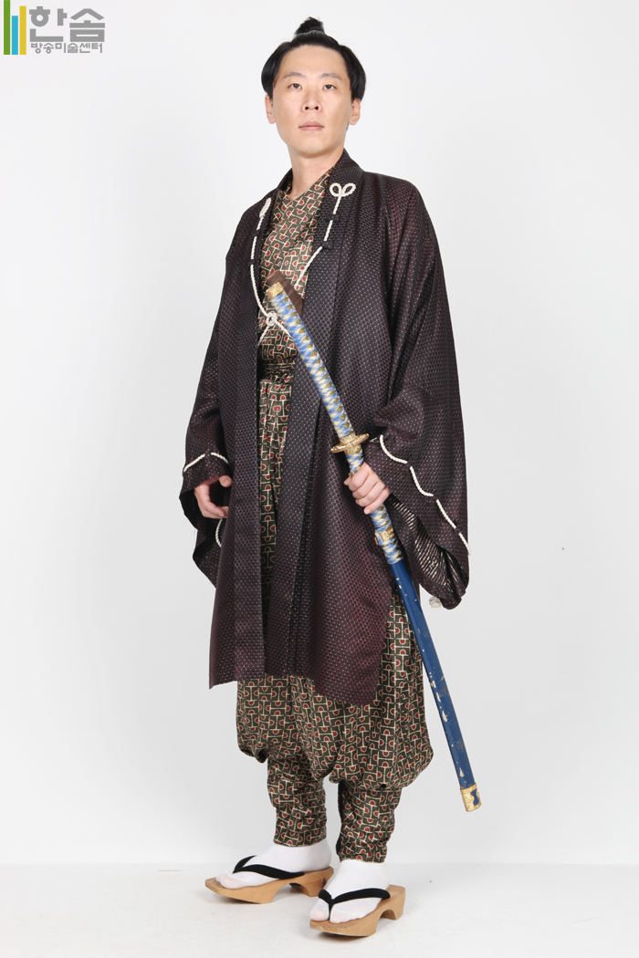 3708.일본-하카마세트(남)