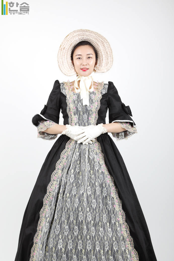 4643.중세드레스