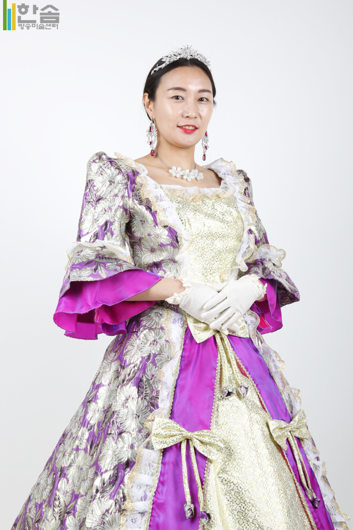 4640.중세드레스