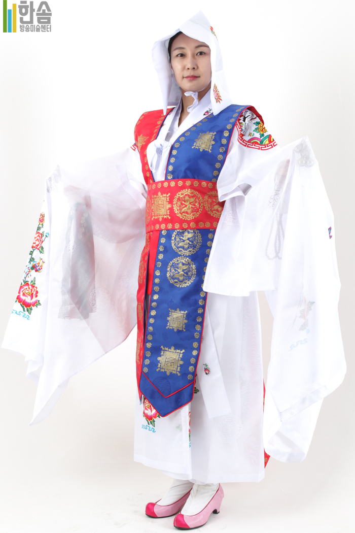 6993.무당복(무속인)