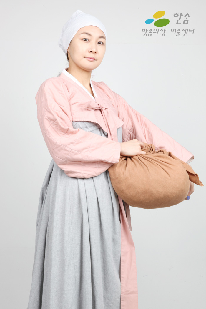 1589.피난민