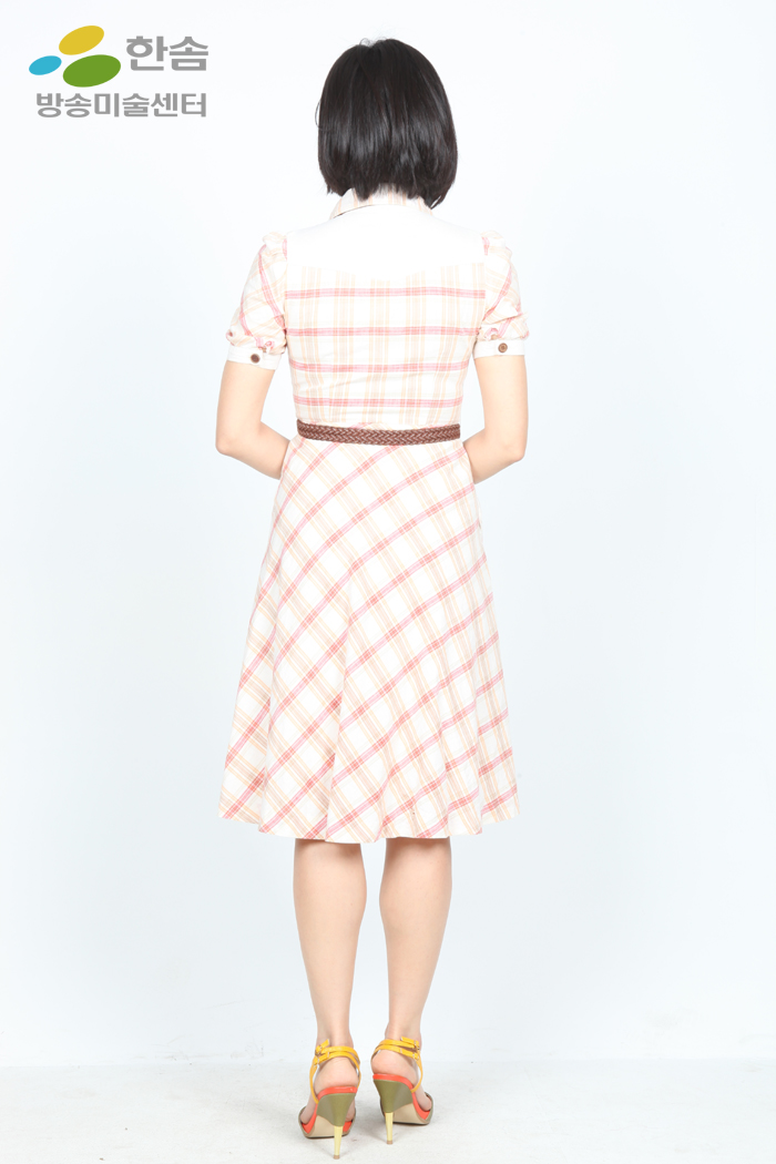 2351.복고원피스
